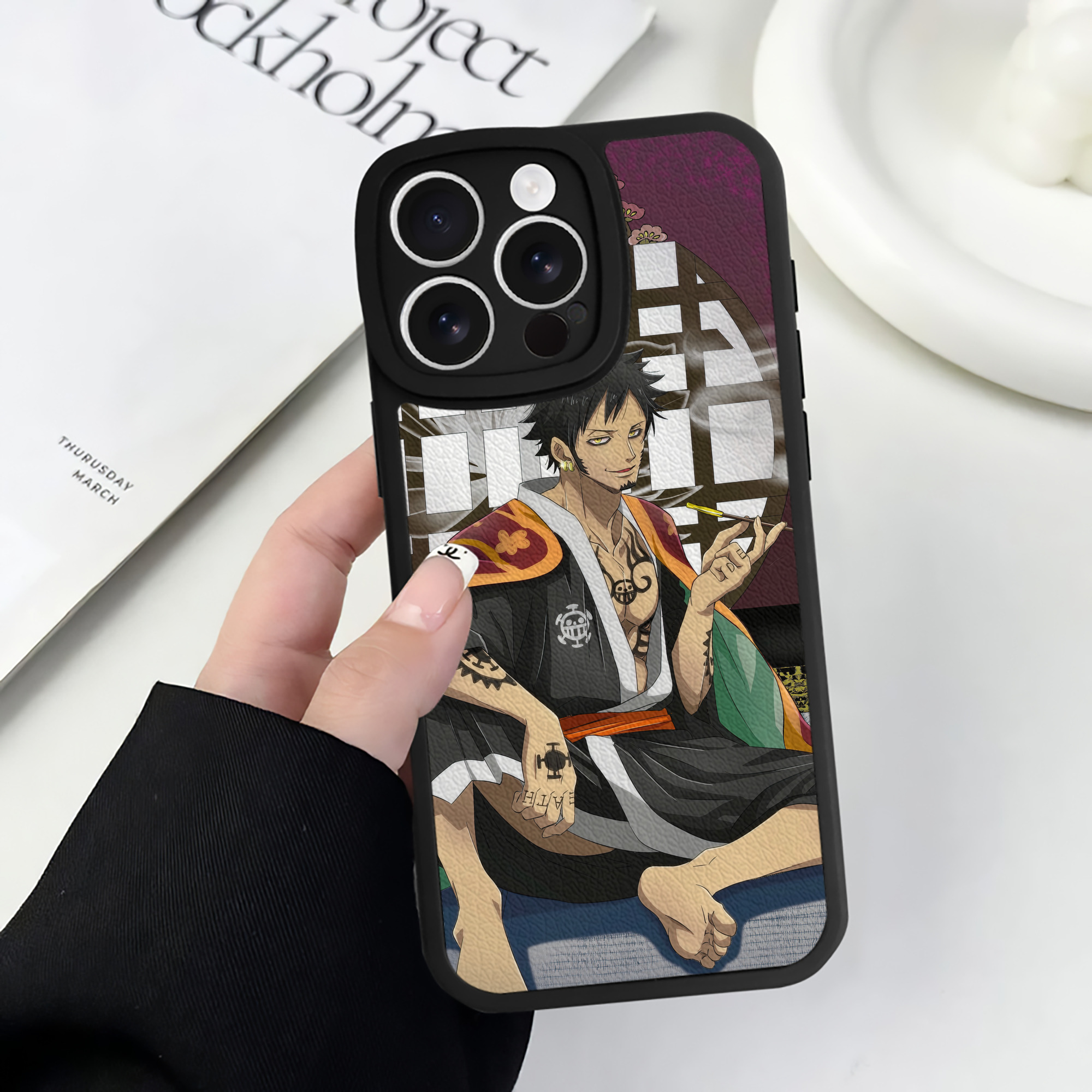 （画像用） ワンピース ONE PIECE 【iPhone 16シリーズ対応】シリコンスマホケース（レザー調） 材質：シリコン